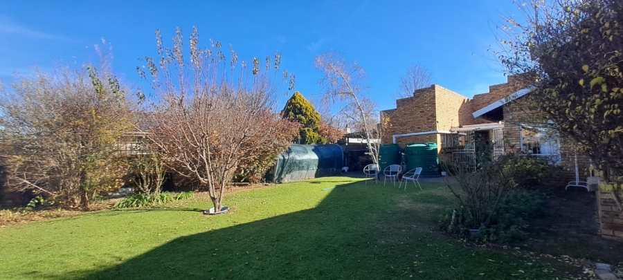 4 Bedroom Property for Sale in La Provance Free State